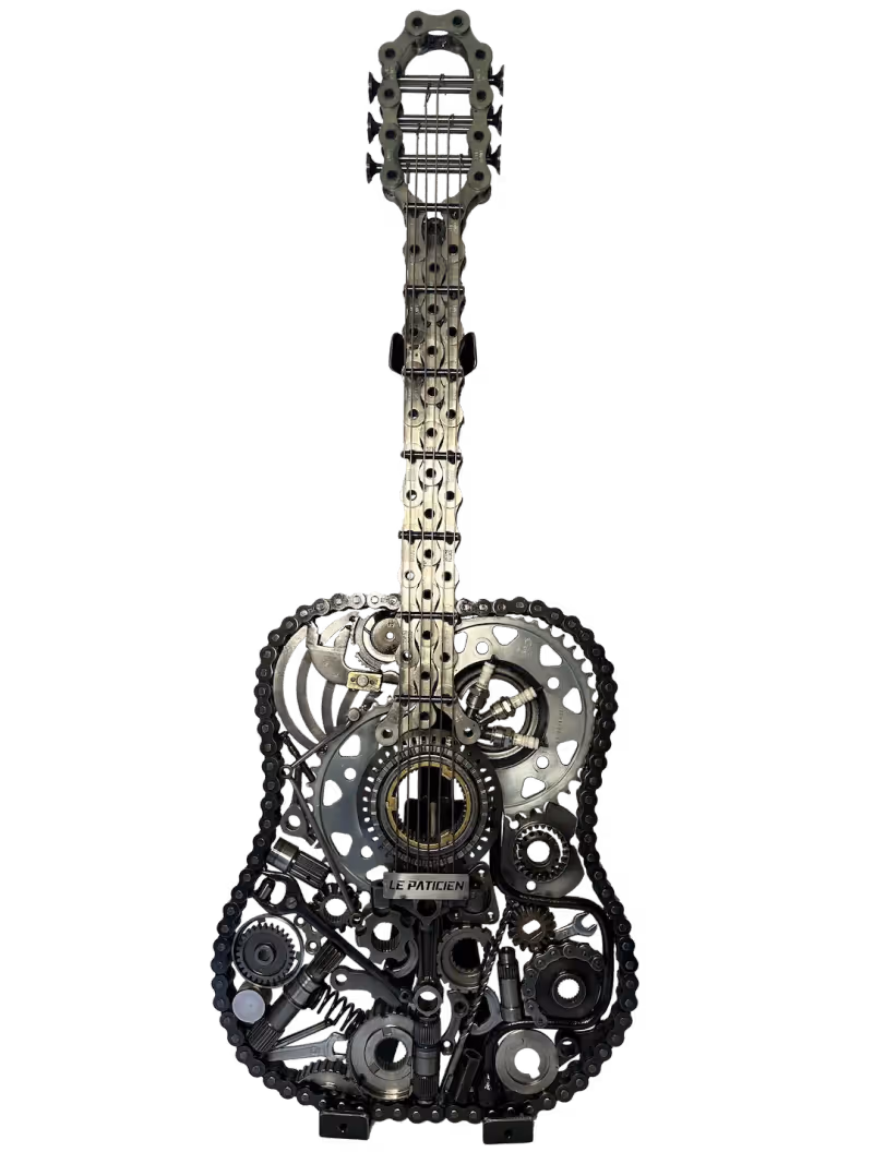 Guitare Steam Punk utilisée pour représenter la catégorie œuvres artistiques du PATICIEN